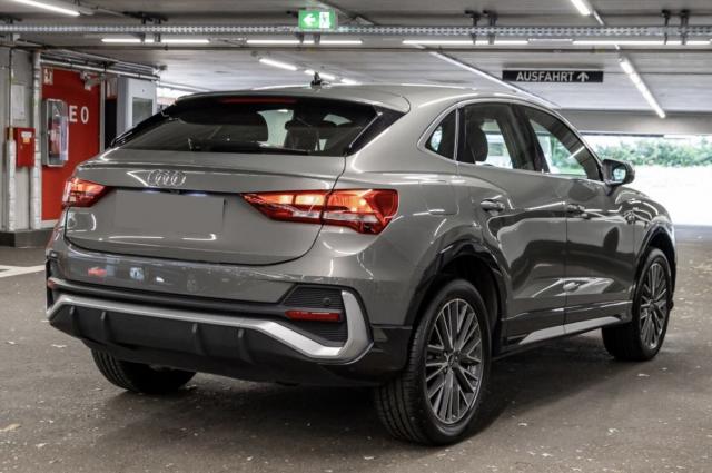 Audi Q3 image 4