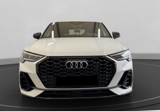 Audi Q3 image 6