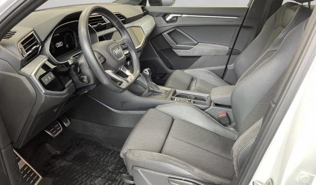 Audi Q3 image 8