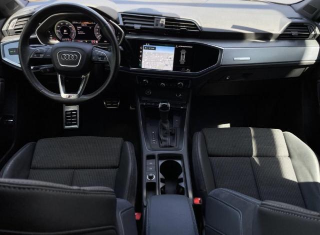 Audi Q3 image 4