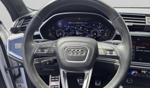 Audi Q3 image 7