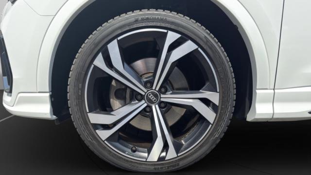 Audi Q3 image 3