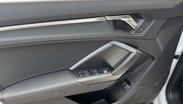 Audi Q3 image 6