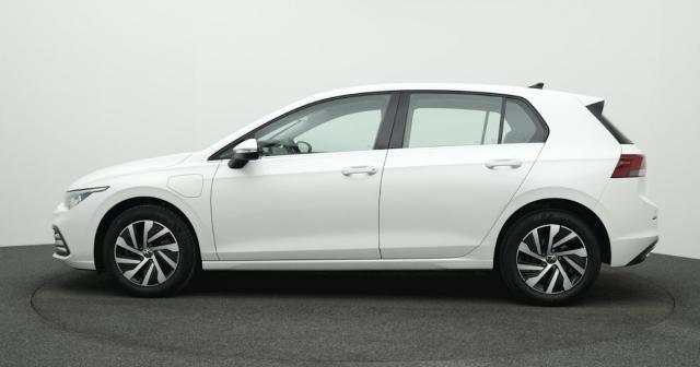 Volkswagen Golf image 4