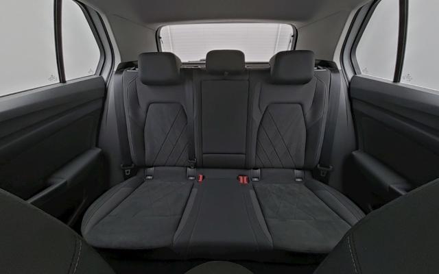 Volkswagen Golf image 1