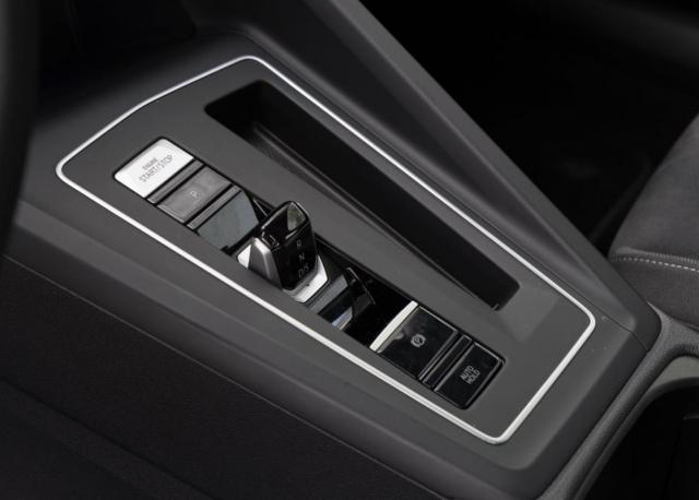 Volkswagen Golf image 1