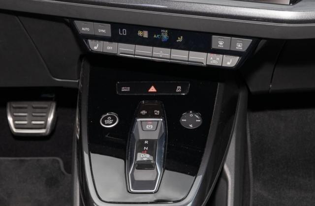 Audi Q4 E-Tron image 3