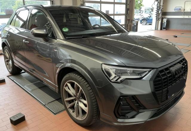 Audi Q3 image 9