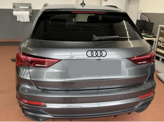 Audi Q3 image 3