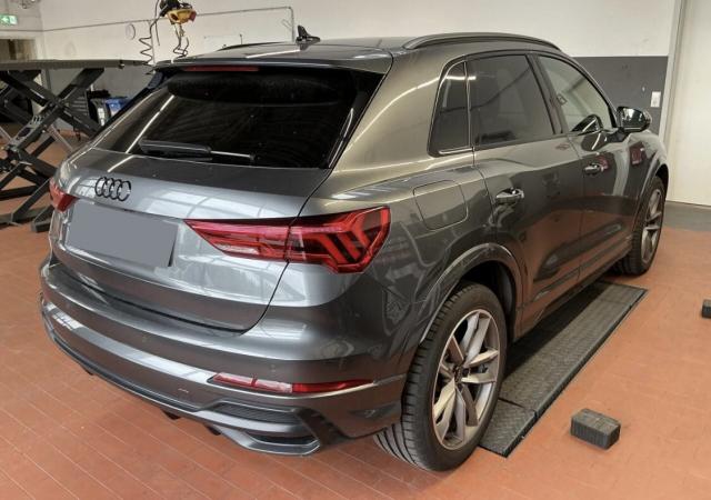 Audi Q3 image 7