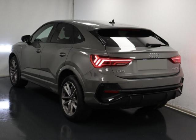 Audi Q3 image 9