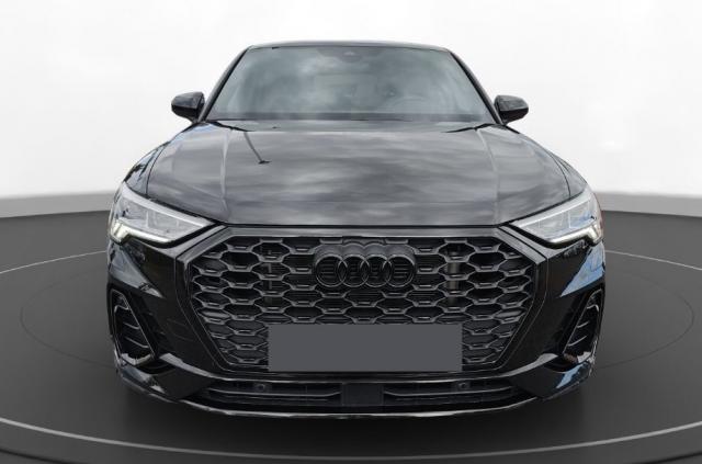 Audi Q3 image 2