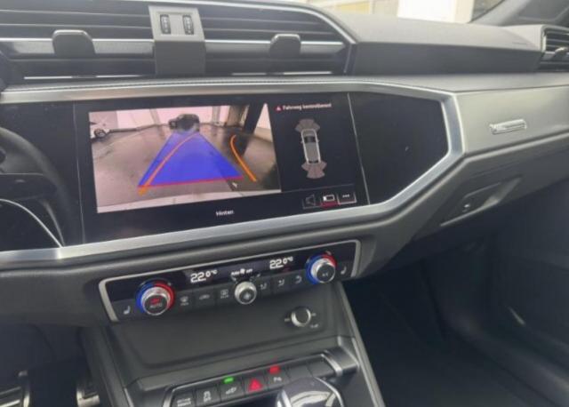 Audi Q3 image 8