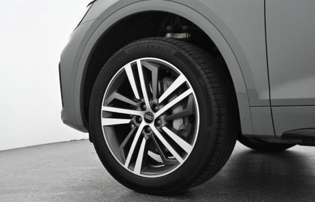 Audi Q5 image 2
