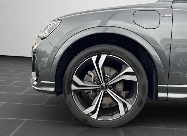 Audi Q3 image 3