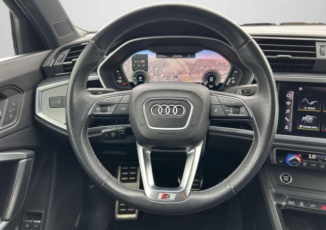 Audi Q3 image 6