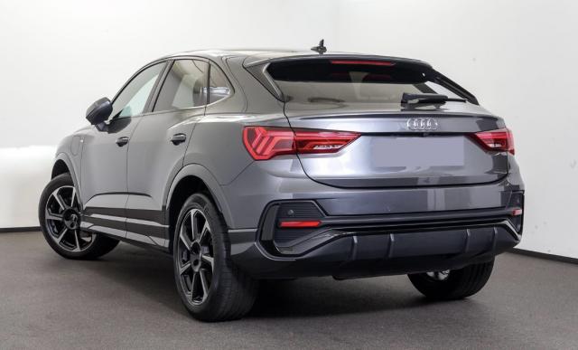 Audi Q3 image 2