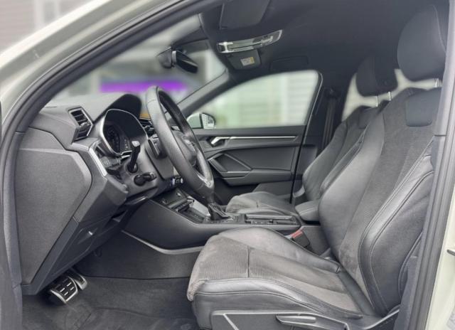 Audi Q3 image 1