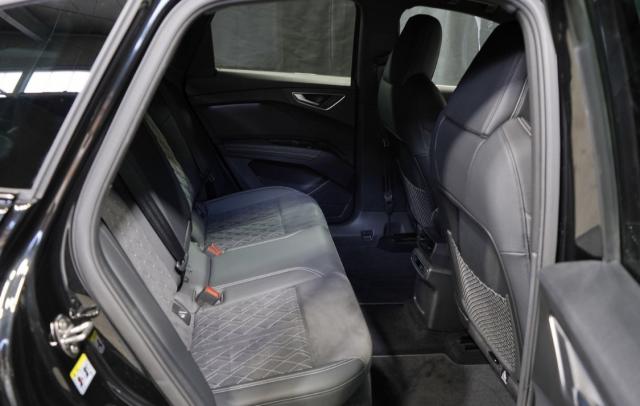 Audi Q4 E-Tron image 8