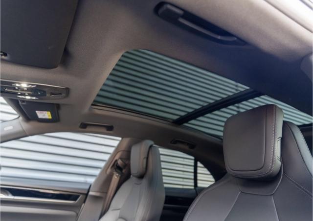 Porsche Macan image 8