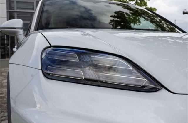 Porsche Macan image 5