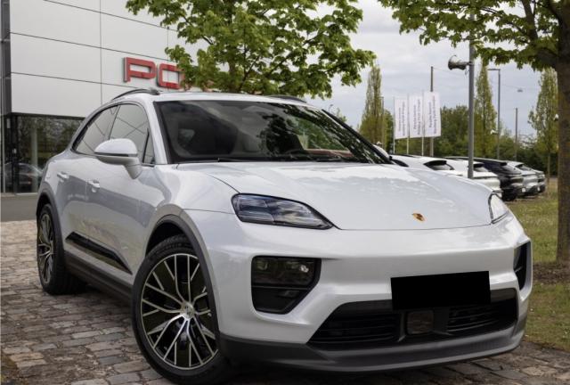 Porsche Macan image 6