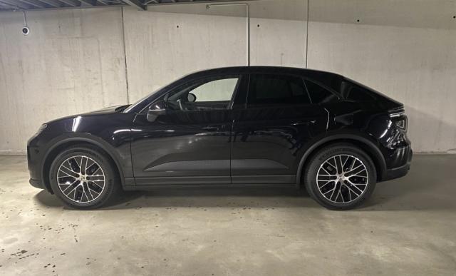 Porsche Macan image 8