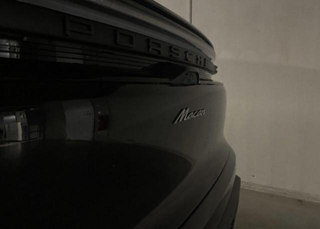 Porsche Macan image 9