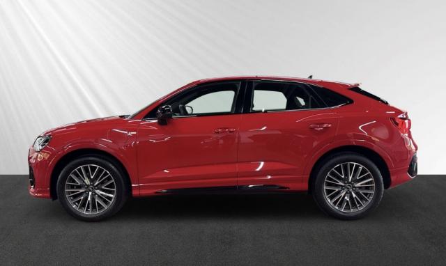 Audi Q3 image 9
