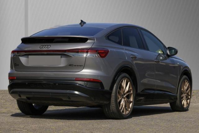 Audi Q4 E-Tron image 2