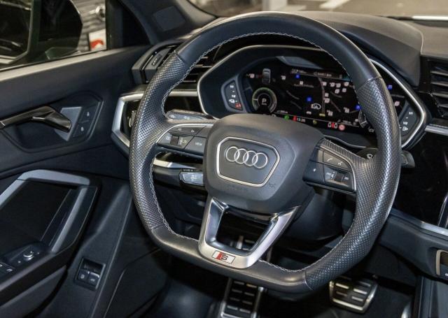 Audi Q3 image 3