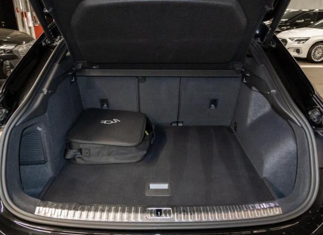 Audi Q3 image 9