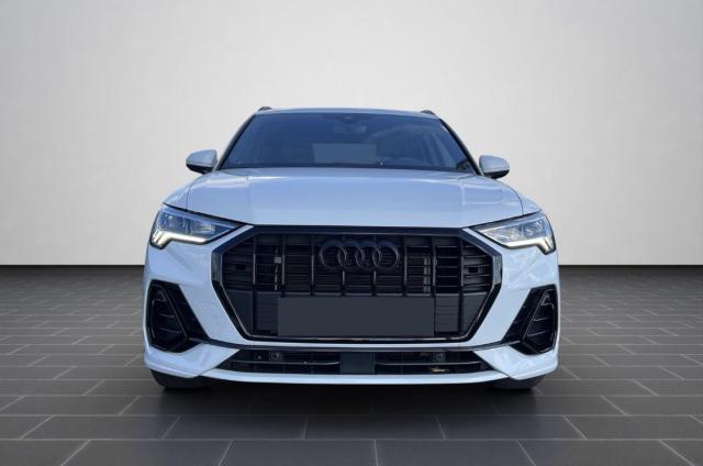 Audi Q3 image 3