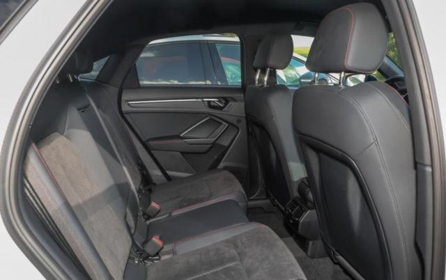 Audi Q3 image 5