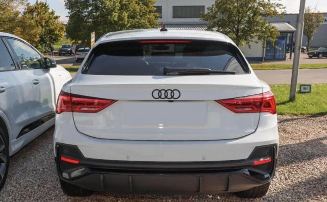 Audi Q3 image 6