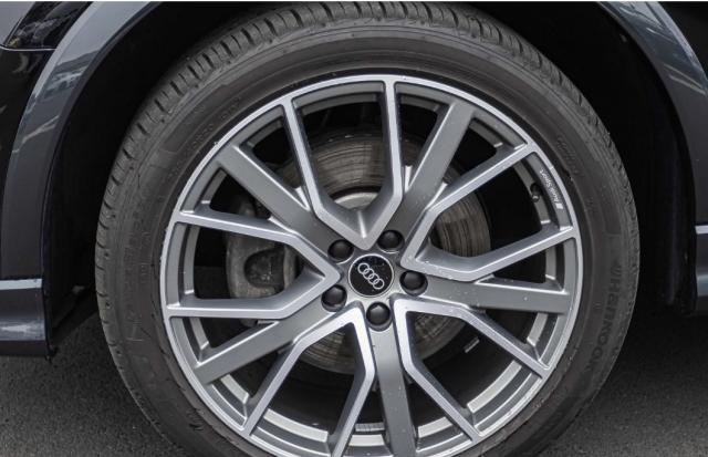 Audi Q3 image 9