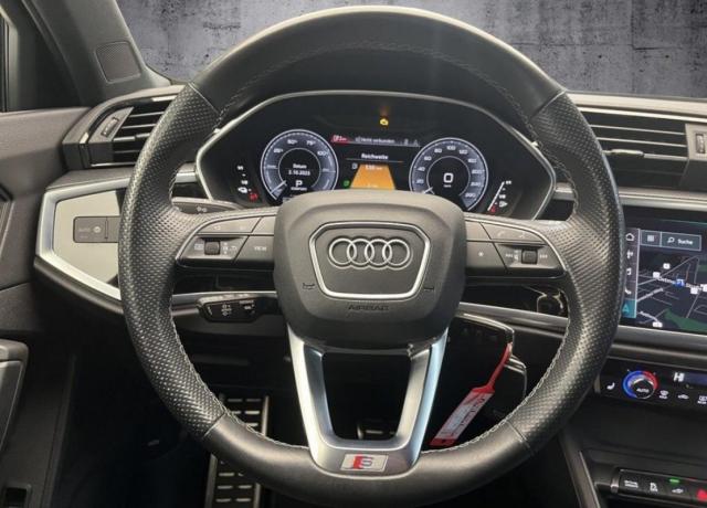 Audi Q3 image 5