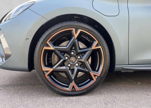 Cupra Leon image 6