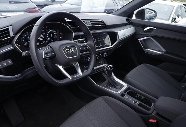 Audi Q3 image 1