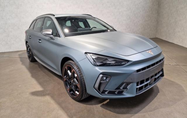 Cupra Leon Sport Tourer 272 Vz Hybrid Rechargeable / Toit Ouvrant Volant Super Caméra De Recul Coffre Et Sieges Elec Sennheiser