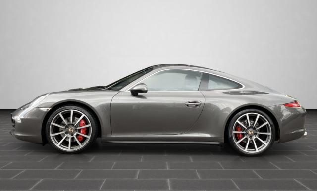 Porsche 911 image 8