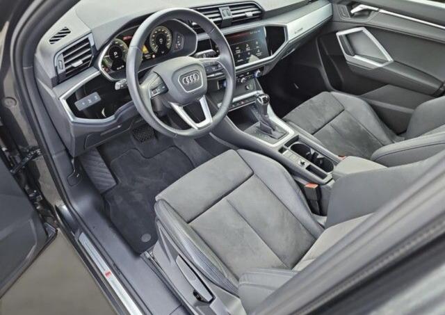 Audi Q3 image 3