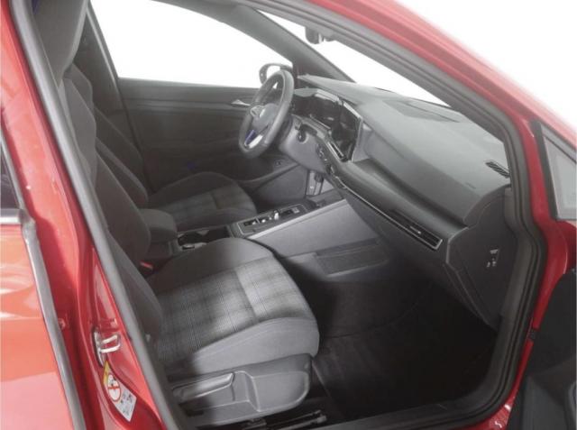 Volkswagen Golf image 5