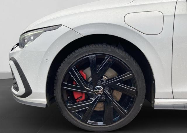 Volkswagen Golf image 2