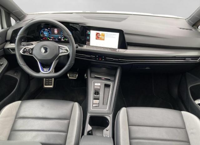 Volkswagen Golf image 4