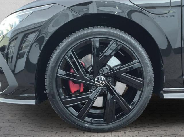 Volkswagen Golf image 5