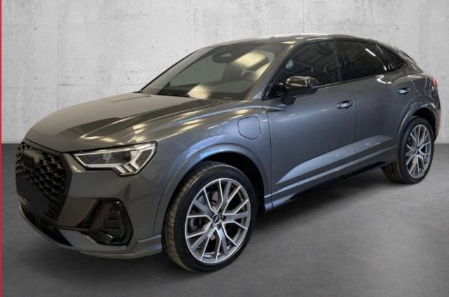 Audi Q3 Sportback 45 Tfsie 245 S-Line Hybride Rechargeable / Caméra De Recul Sieges Et Coffre Elec Jantes 20