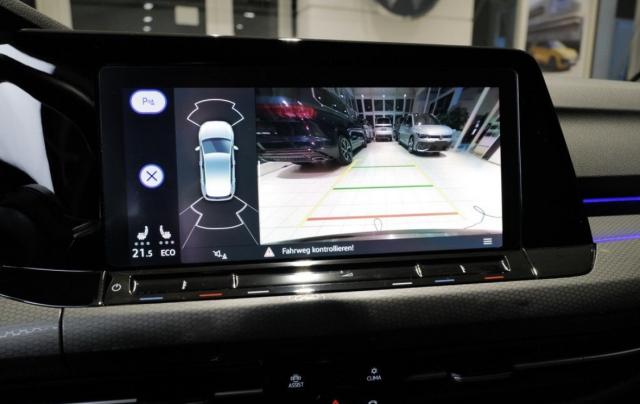 Volkswagen Golf image 2