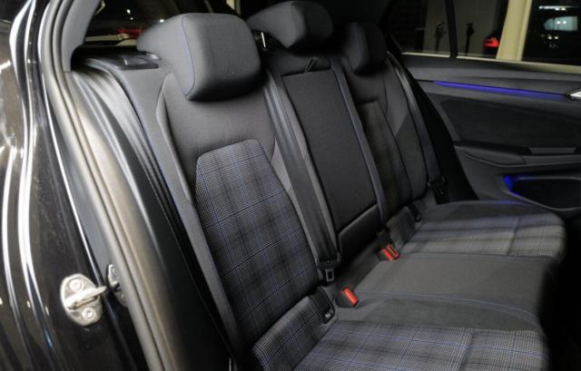 Volkswagen Golf image 1