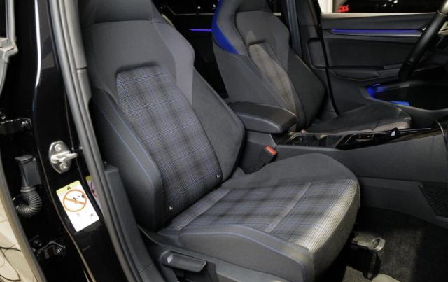 Volkswagen Golf image 4